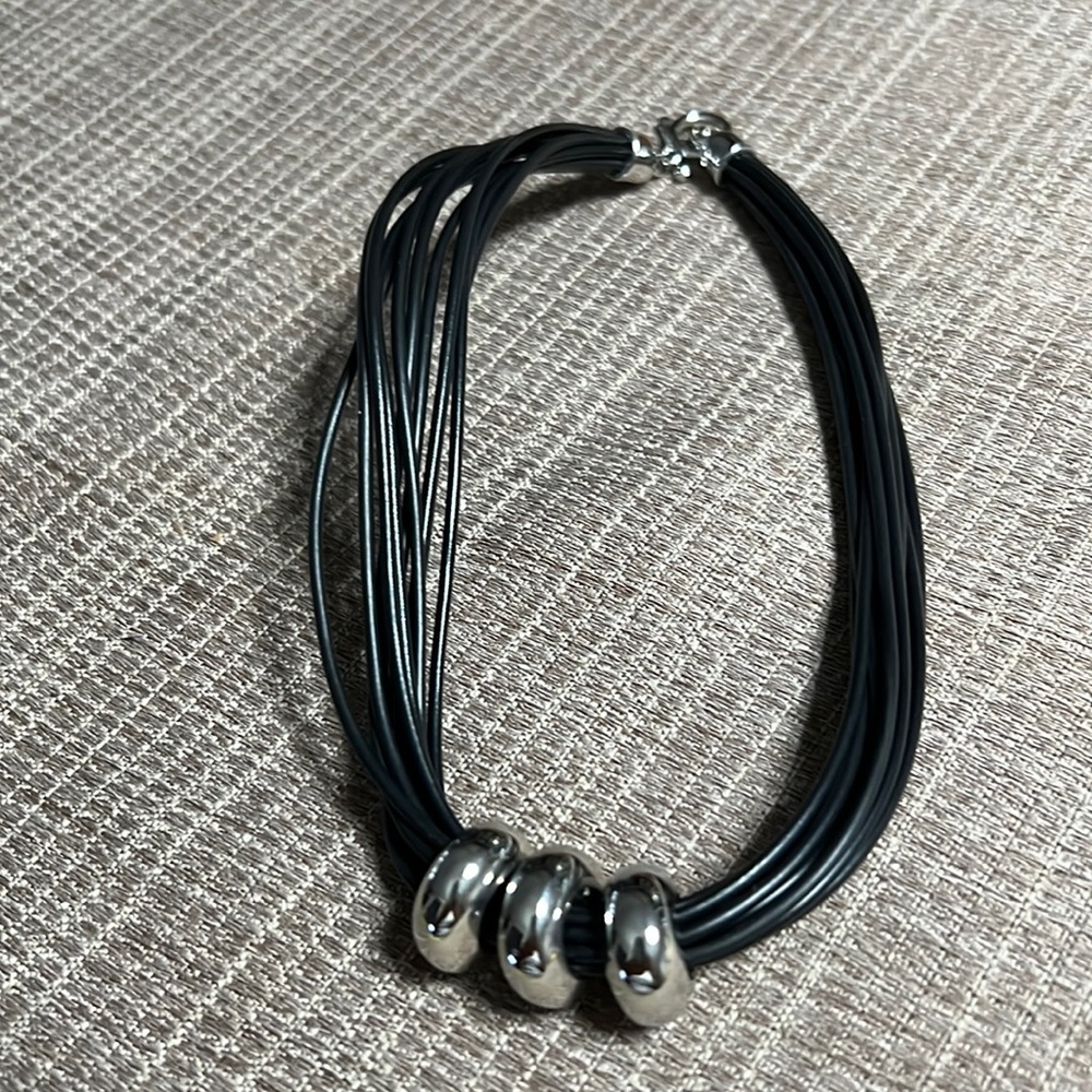 Fashion necklace